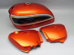 CB750 K6 TANK & SIDE COVERS SET (FLAKE SUNRISE ORANGE) CB750 K6 TANK & SIDE COVERS SET (FLAKE SUNRISE ORANGE)