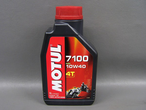 オイル7100 4T 10W40 1L