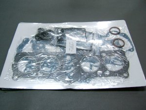 CB750K GASKET SET, ENGIN (K0-K3 or K4-K8) CB750K GASKET SET, ENGIN (K0-K3 or K4-K8)