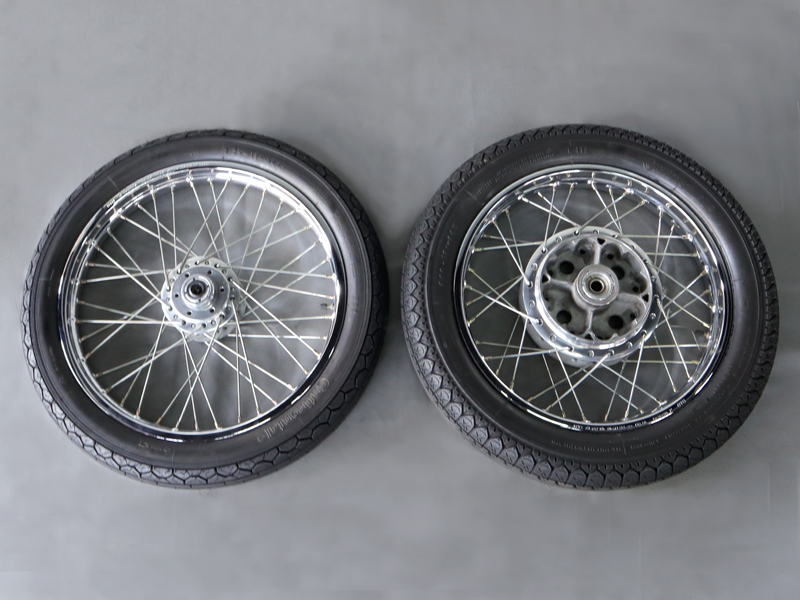 CB750 K1-K6前後ホイールASSY (CONTINENTAL)(中古品) CB750 K1-K6前後ホイールASSY (CONTINENTAL)(中古品)