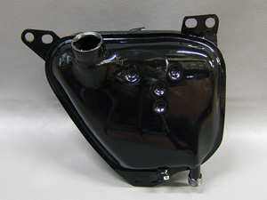 CB750 K1-K2 国内タイプ・K1-K5 輸出タイプ オイルタンクASSY CB750 K1-K2 国内タイプ・K1-K5 輸出タイプ オイルタンクASSY