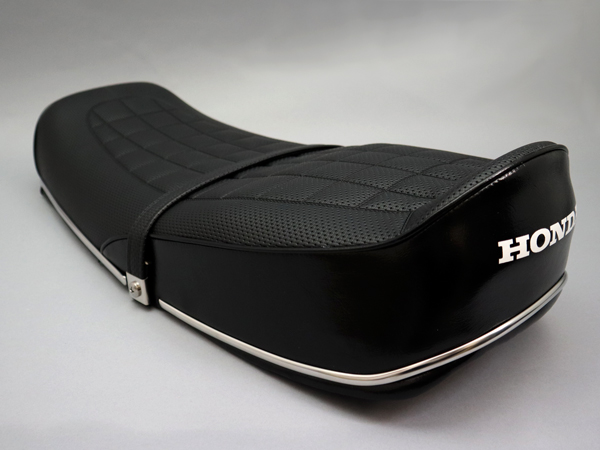 CB750K0,K1 Y's CUSTOM SEAT ASSY(BLACK)(DEFFECT) / 8714.10