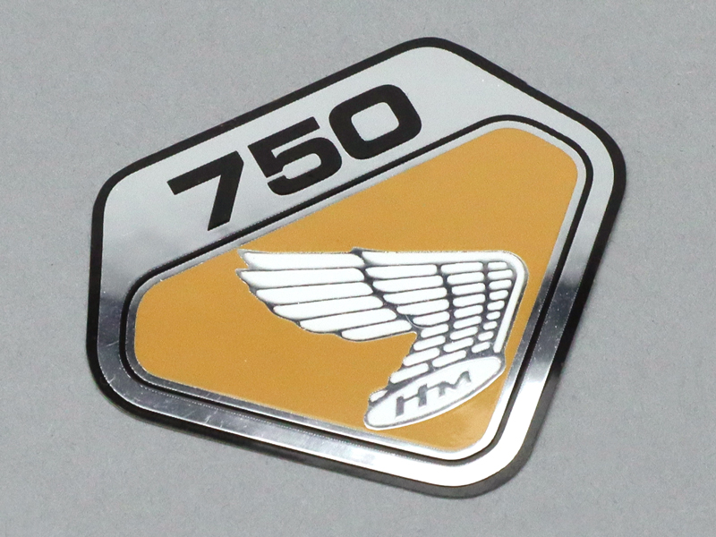 CB750 WING STICKER RIGHT - Click Image to Close