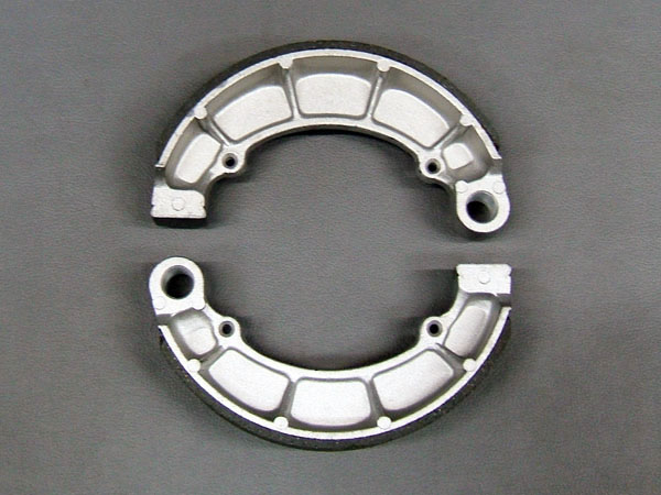 3-SHOE COMP, REAR BRAKE - Click Image to Close