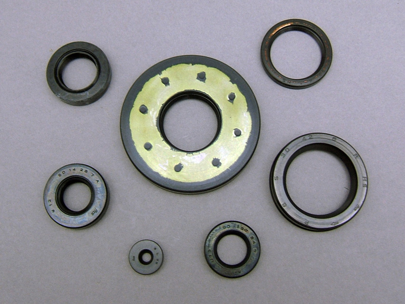 CB750K OIL SEAL SET, ENGINE / 8714.10 - Click Image to Close