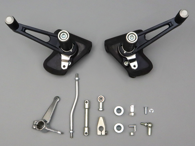 CB750K REAR FIXED FOOTPEGS WITH RUBBER COVERED PEDALS / 8714.10 - Click Image to Close