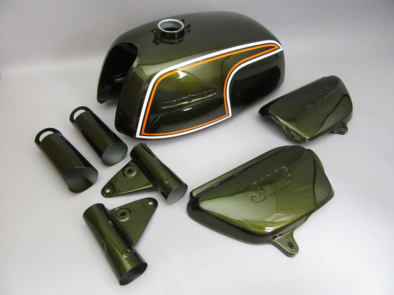 CB350F PAINTED BODY SET (CANDY BACCHUS OLIVE CUSTOM)(USED) / 8714.10 - Click Image to Close
