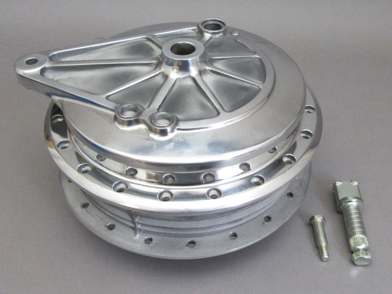 CB750K7,K8,EARA REAR WHEEL HUB & BRAKE PANEL SET / 8714.10 - Click Image to Close