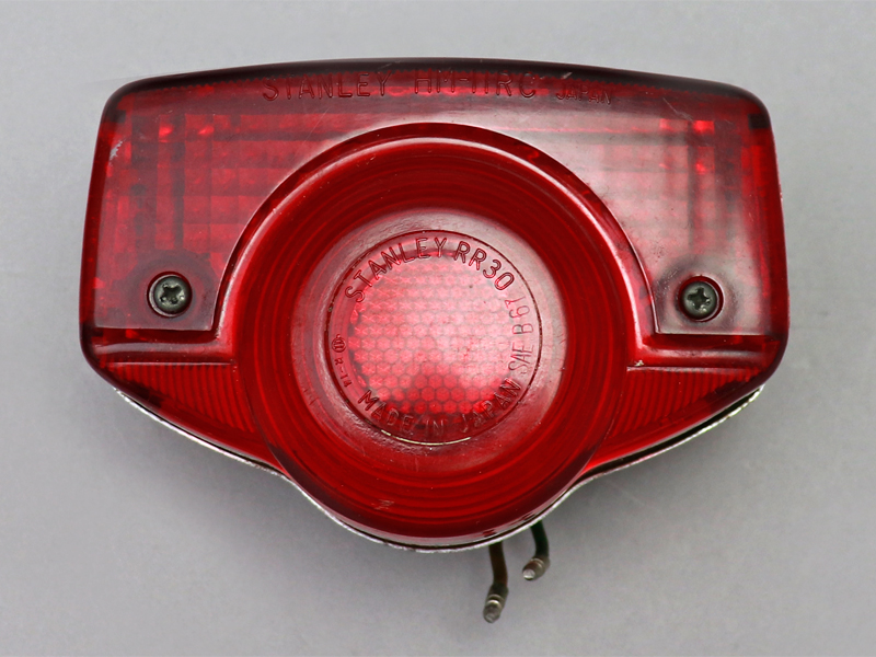 CB750 K0,K1 LIGHT UNIT, TAIL / 8714.10 - Click Image to Close
