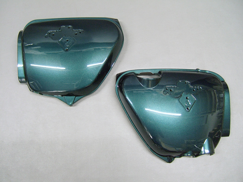CB750 K4 COVER SET, SIDE (FREEDOM GREEN METALLIC) / 8714.10 - Click Image to Close