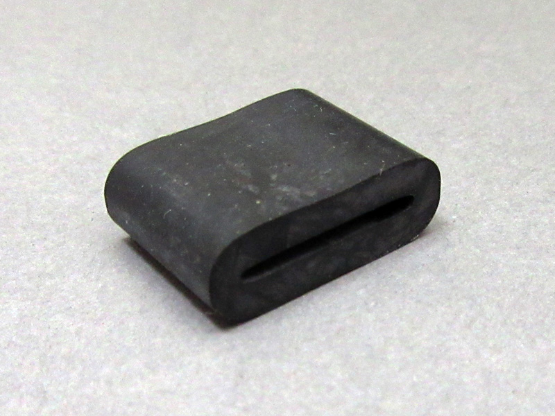 CB400F CB350F RUBBER B, BATTERY MOUNTING / 8714.10 - Click Image to Close