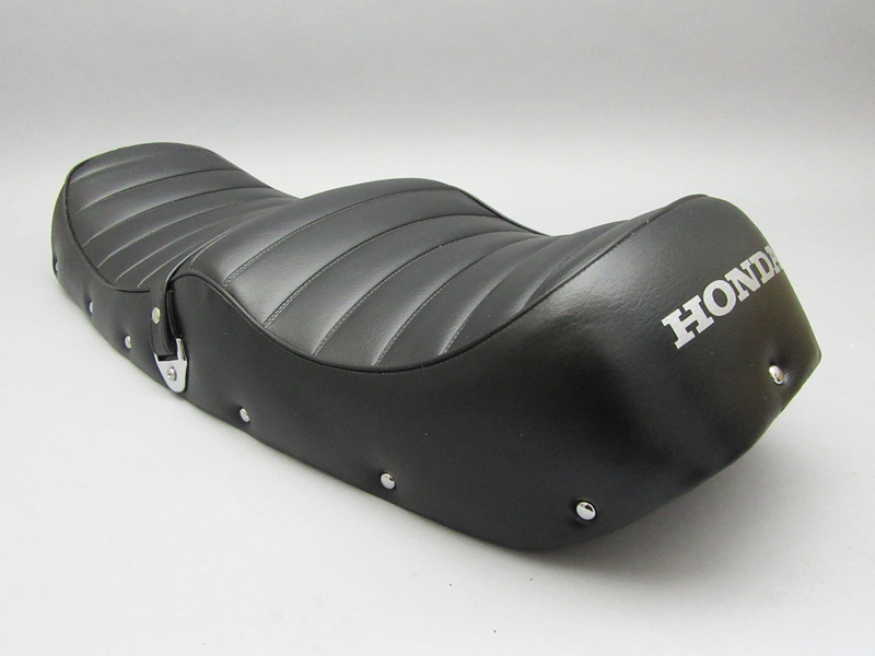 CB400F SEAT COMP.,CUSTOM (BLACK) / 8714.10 - Click Image to Close