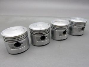 CB750FOURⅡ PISTON & PISTON PIN SET (0.25 OVERSIZE) / 8714.10