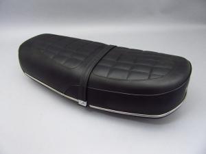 CB750 K1 SEAT (NOS) CB750 K1 SEAT (NOS)