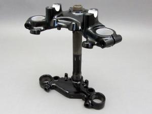 CB750 K7 STEERING STEM & FORK TOP BRIDGE SET / 8714.10